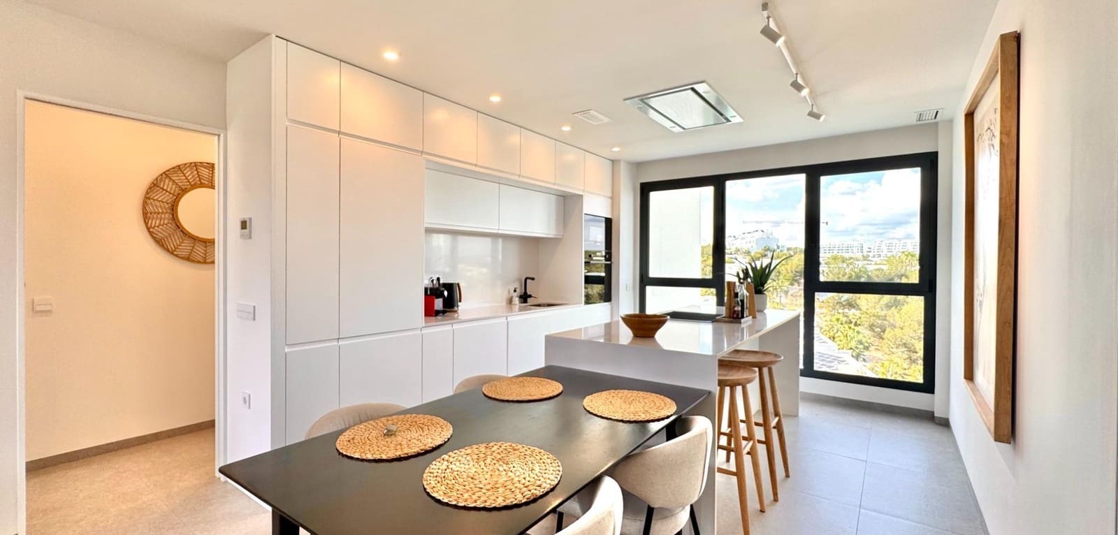 Apartamento de 2 habitaciones en Las Colinas Golf en venta con piscina garaje - 379.900 € (Ref: 10172327)