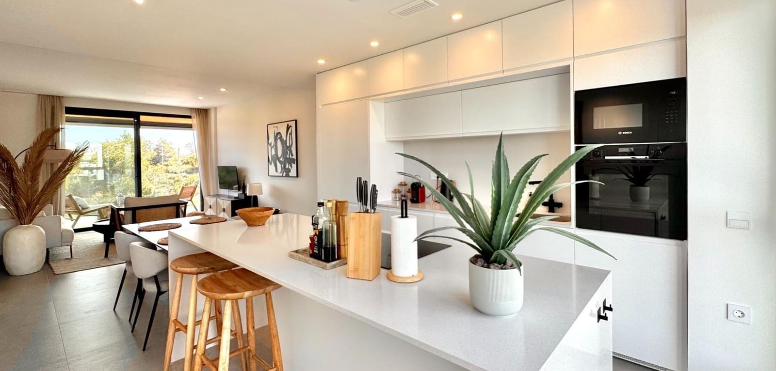 Apartamento de 2 habitaciones en Las Colinas Golf en venta con piscina garaje - 379.900 € (Ref: 10172327)