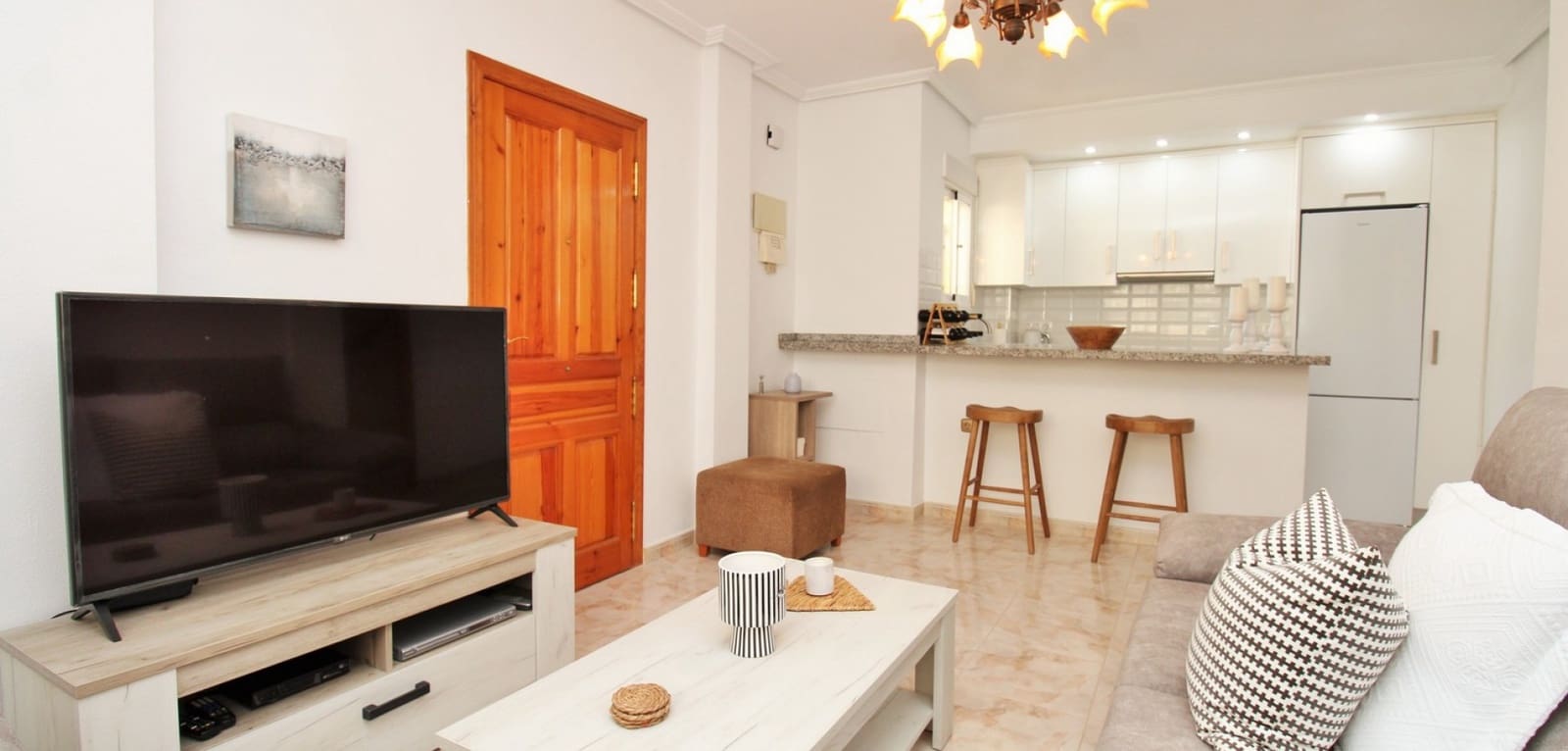 3 soveværelse Byhus til salg i Villamartin med swimmingpool garage - € 219.995 (Ref: 10175491)
