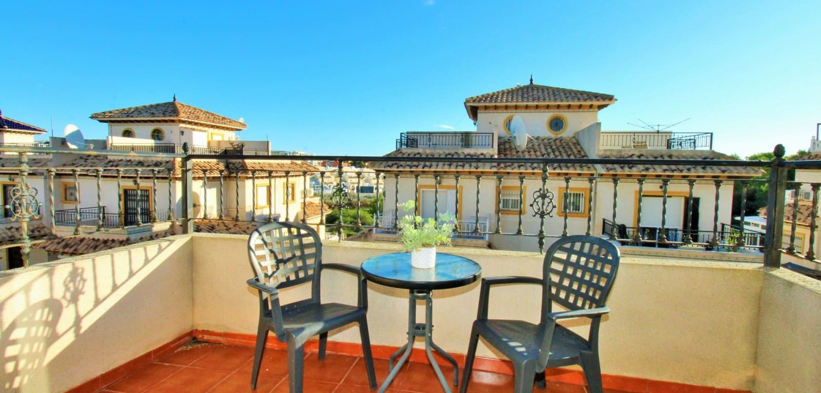 3 soveværelse Byhus til salg i Villamartin med swimmingpool garage - € 219.995 (Ref: 10175491)