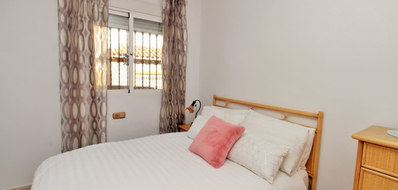 3 soveværelse Byhus til salg i Villamartin med swimmingpool garage - € 219.995 (Ref: 10175491)