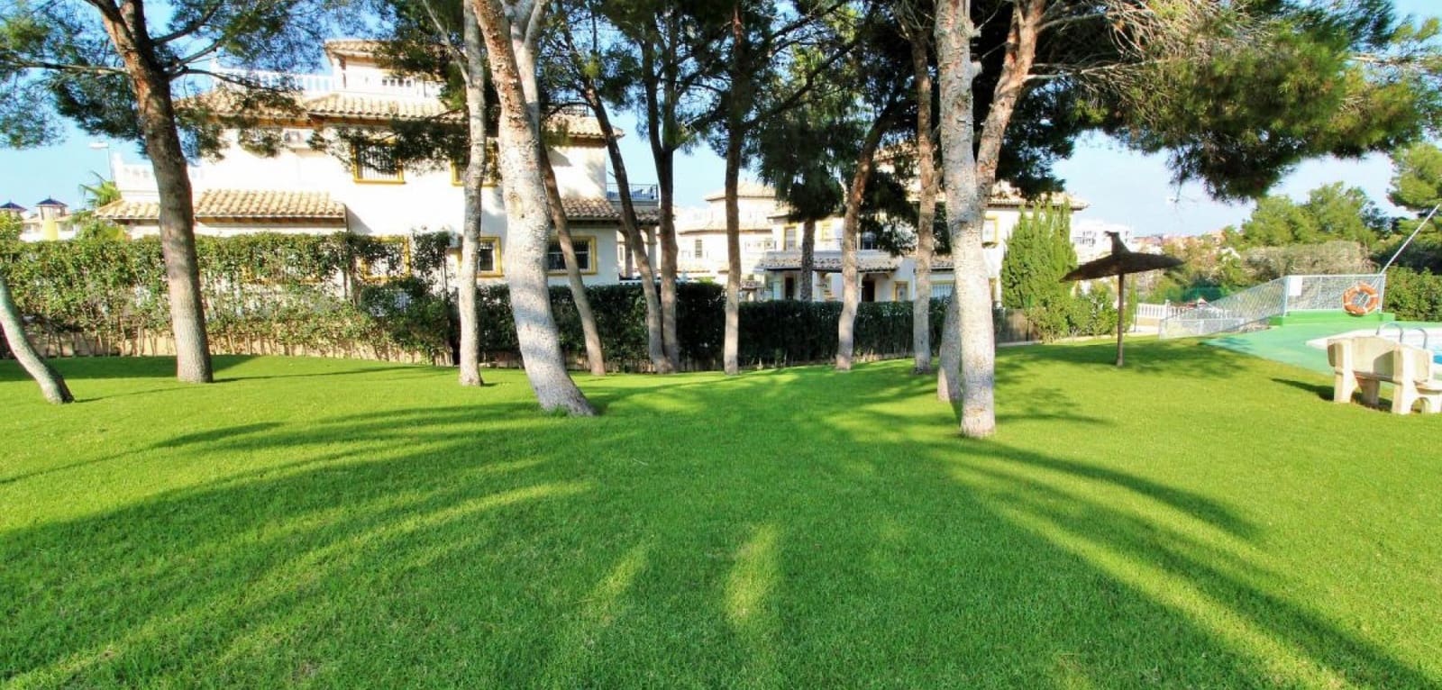 3 soveværelse Byhus til salg i Villamartin med swimmingpool garage - € 219.995 (Ref: 10175491)