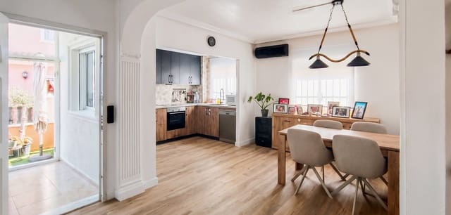 2 soveværelse Byhus til salg i Torre de la Horadada, Pilar de la Horadada med swimmingpool - € 239.000 (Ref: 10183498)