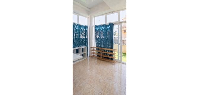 2 soveværelse Byhus til salg i Torre de la Horadada, Pilar de la Horadada med swimmingpool - € 239.000 (Ref: 10183498)