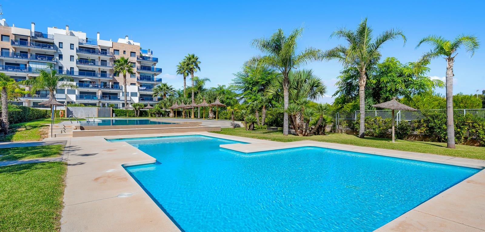 3 Zimmer Apartment zu verkaufen in Pilar de la Horadada mit Pool - 435.000 € (Ref: 10183499)
