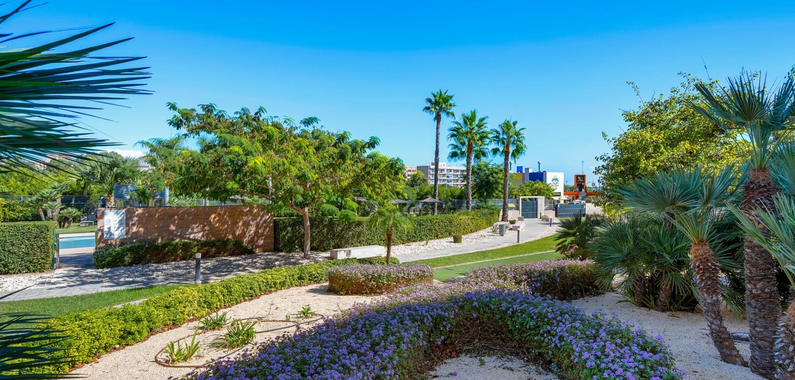 3 Zimmer Apartment zu verkaufen in Pilar de la Horadada mit Pool - 435.000 € (Ref: 10183499)