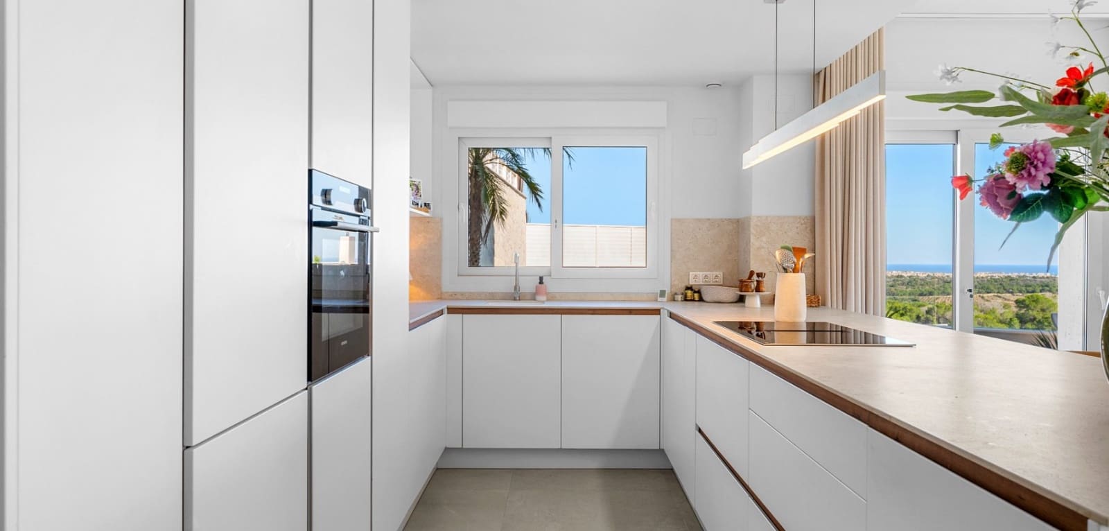 3 soveværelse Villa til salg i San Miguel de Salinas med swimmingpool garage - € 1.049.000 (Ref: 10183500)