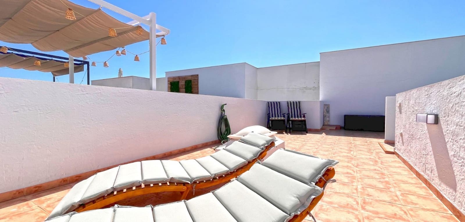 3 Zimmer Haus zu verkaufen in Torrevieja mit Pool - 299.000 € (Ref: 8530473)