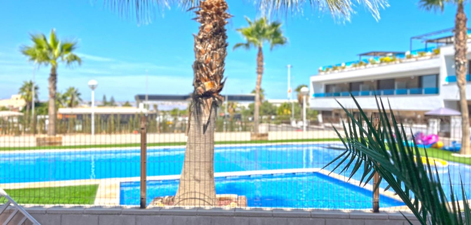 3 Zimmer Haus zu verkaufen in Torrevieja mit Pool - 299.000 € (Ref: 8530473)