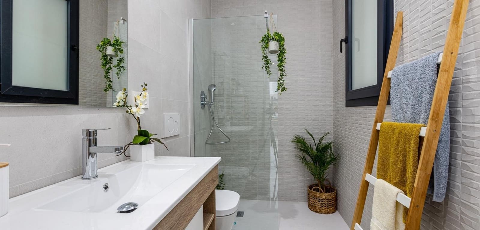 2 slaapkamer Bungalow te koop in Ciudad Quesada met zwembad - € 279.000 (Ref: 8710446)