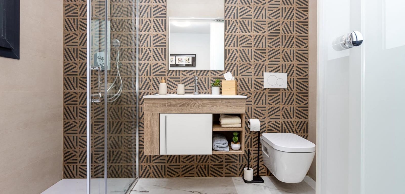 2 slaapkamer Bungalow te koop in Ciudad Quesada met zwembad - € 279.000 (Ref: 8710446)