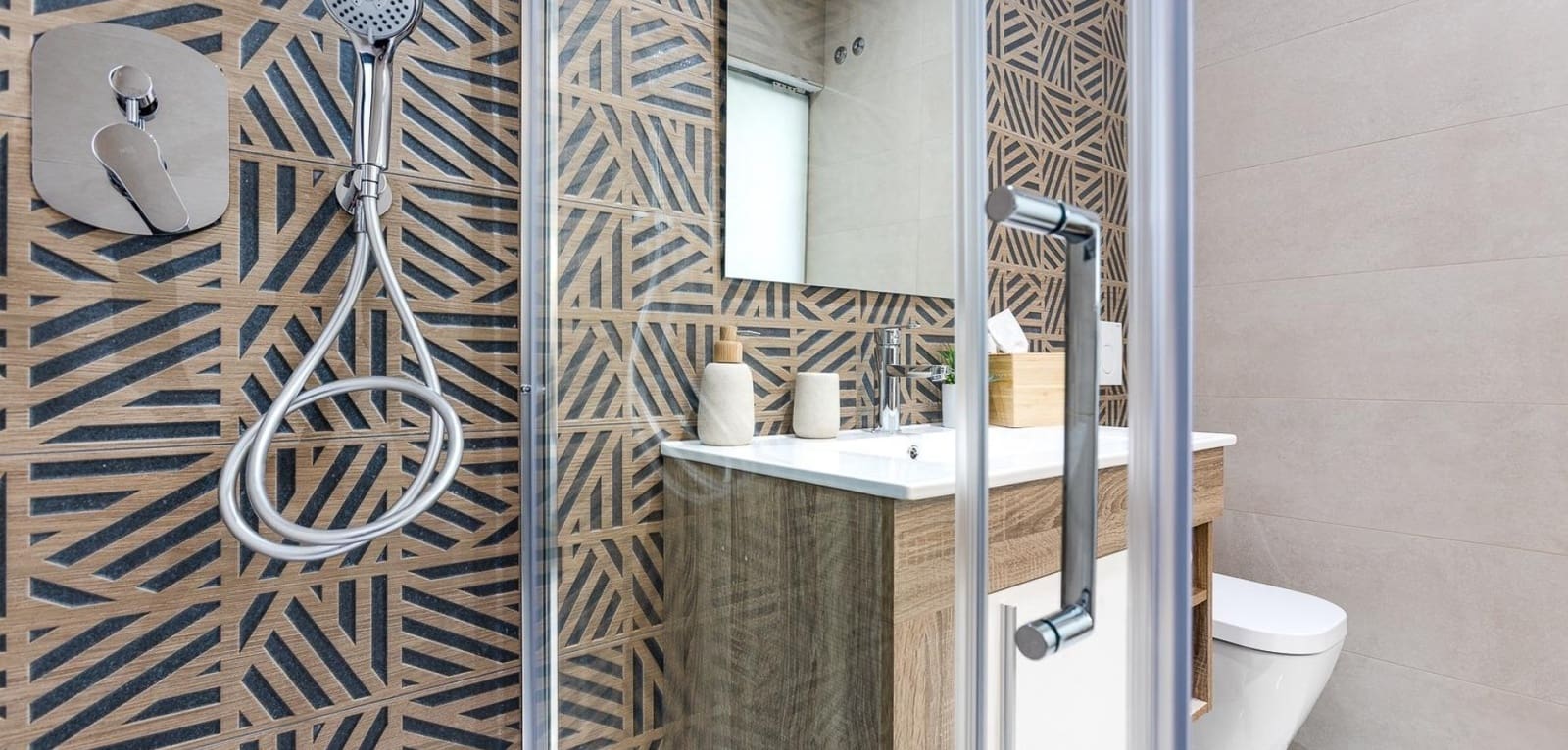 2 slaapkamer Bungalow te koop in Ciudad Quesada met zwembad - € 279.000 (Ref: 8710446)