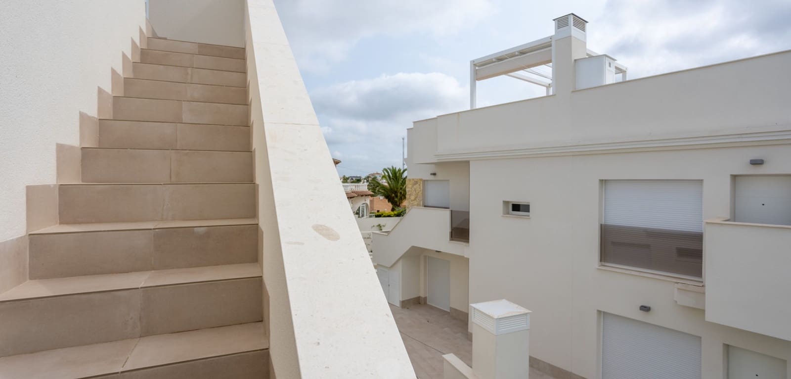 2 slaapkamer Appartement te koop in Villamartin met zwembad - € 319.000 (Ref: 8717234)