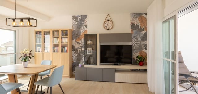 2 slaapkamer Appartement te koop in Villamartin, Orihuela met zwembad - € 319.000 (Ref: 8717234)