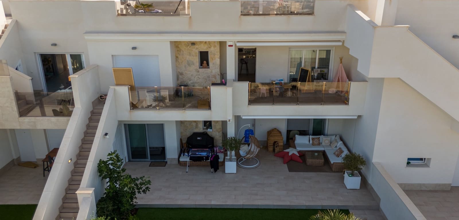 2 slaapkamer Appartement te koop in Villamartin met zwembad - € 319.000 (Ref: 8717234)