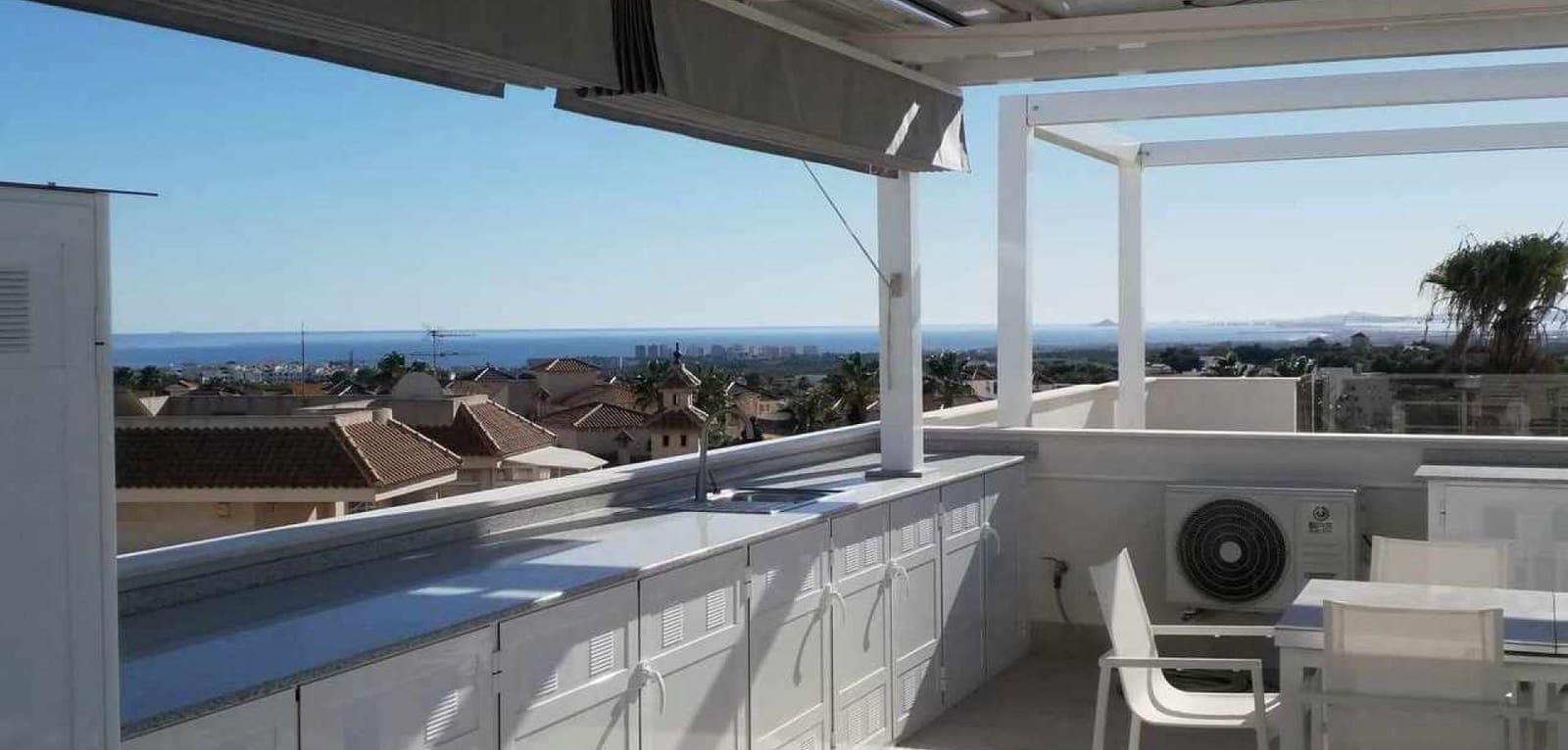 2 slaapkamer Appartement te koop in Villamartin met zwembad - € 319.000 (Ref: 8717234)