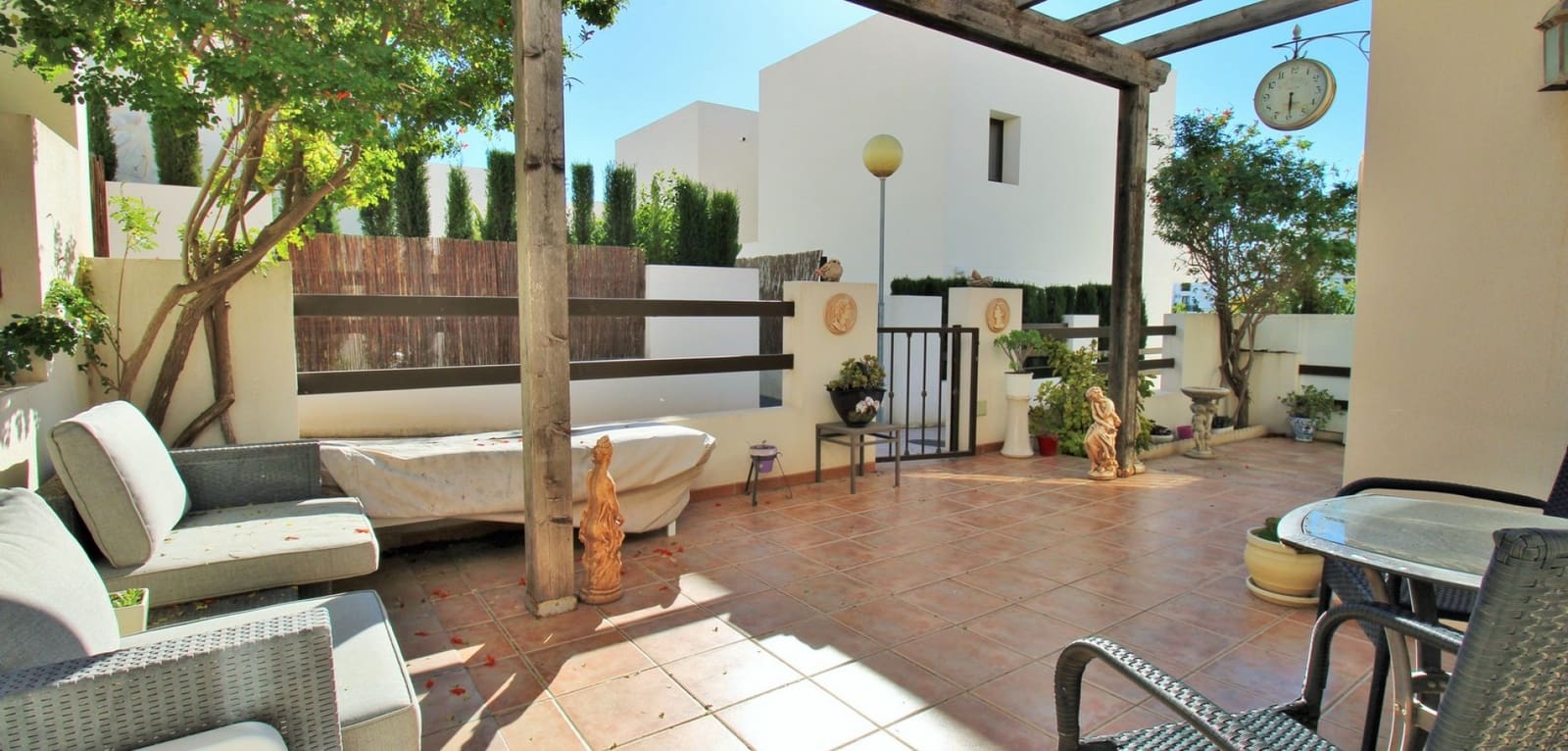 2 soveværelse Villa til salg i Villamartin med swimmingpool - € 259.000 (Ref: 8743856)