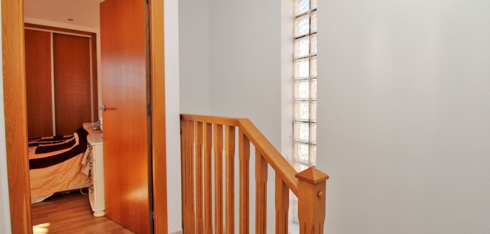 2 soveværelse Villa til salg i Villamartin med swimmingpool - € 259.000 (Ref: 8743856)