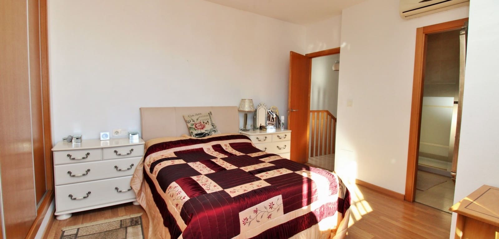 2 soveværelse Villa til salg i Villamartin med swimmingpool - € 259.000 (Ref: 8743856)