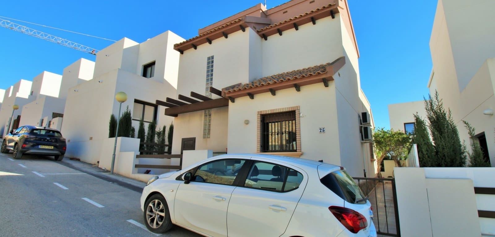 2 soveværelse Villa til salg i Villamartin med swimmingpool - € 259.000 (Ref: 8743856)