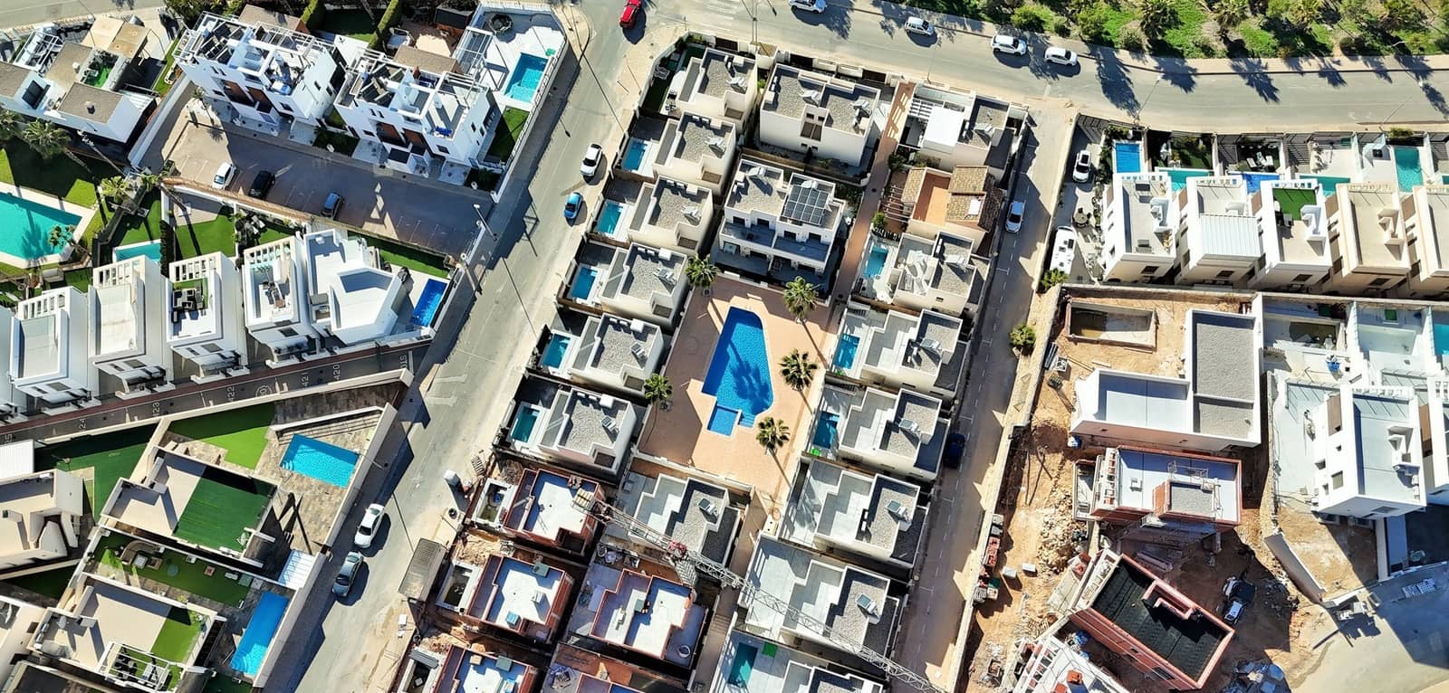 2 soveværelse Villa til salg i Villamartin med swimmingpool - € 259.000 (Ref: 8743856)