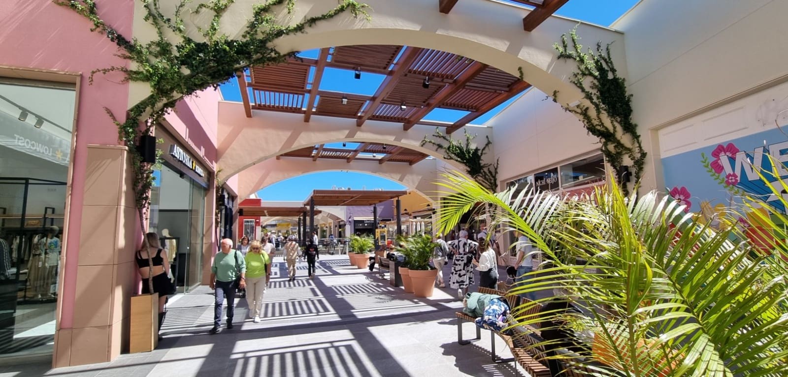 2 soveværelse Villa til salg i Villamartin med swimmingpool - € 259.000 (Ref: 8743856)