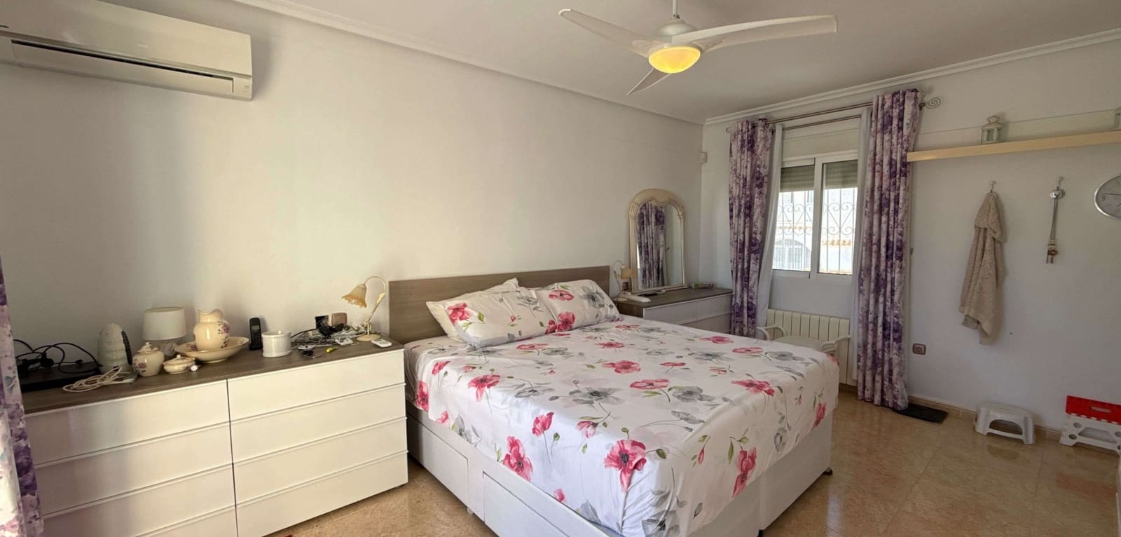 3 bedroom Villa for sale in Villamartin with pool - € 349,950 (Ref: 8757140)