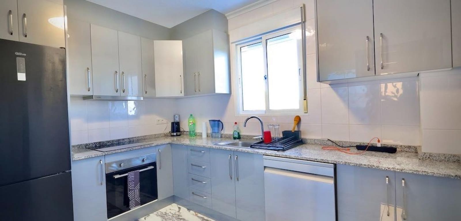 Chalet de 4 habitaciones en San Miguel de Salinas en venta con piscina - 320.000 € (Ref: 8758813)