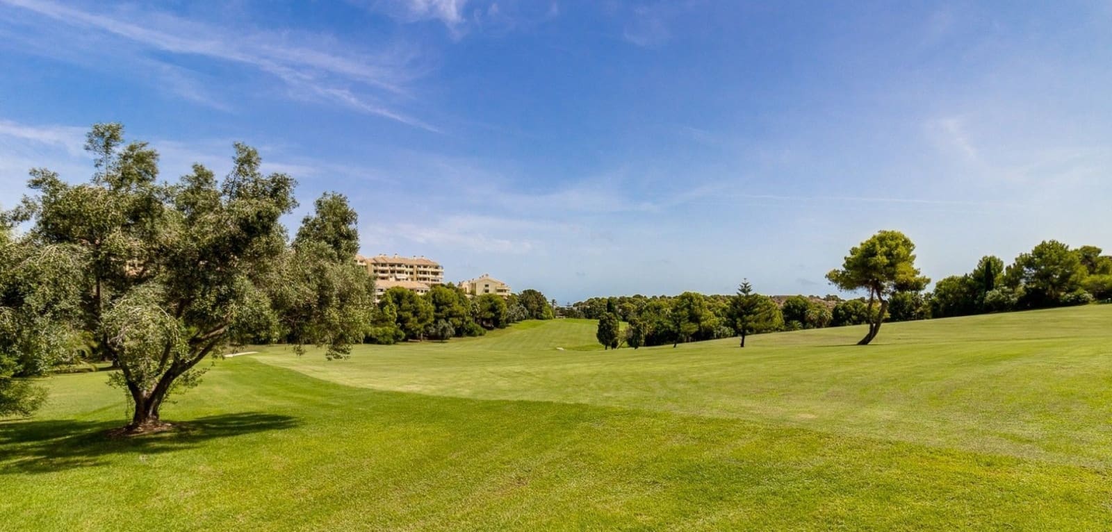 2 bedroom Apartment for sale in Campoamor with pool - € 279,000 (Ref: 8881982)