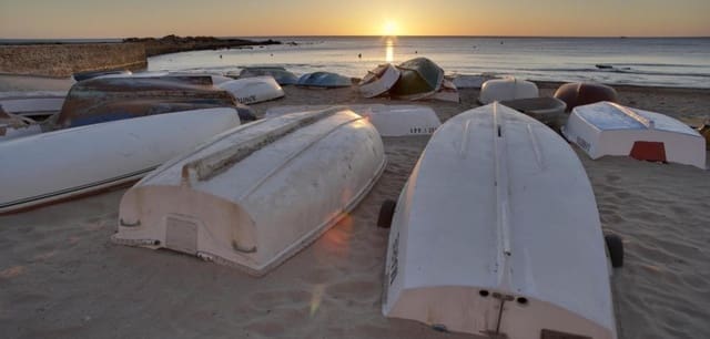 2 soveværelse Bungalow til salg i Aguas Nuevas, Torrevieja med swimmingpool - € 274.900 (Ref: 8938410)