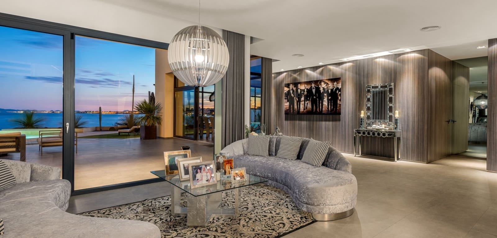 6 slaapkamer Villa te koop in Cabo Roig met zwembad - € 4.750.000 (Ref: 9016015)