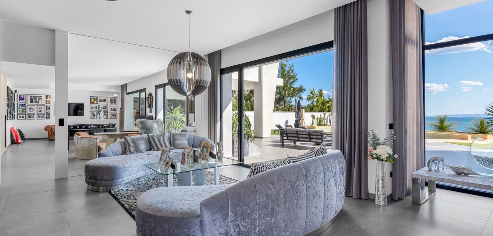 6 slaapkamer Villa te koop in Cabo Roig met zwembad - € 4.750.000 (Ref: 9016015)