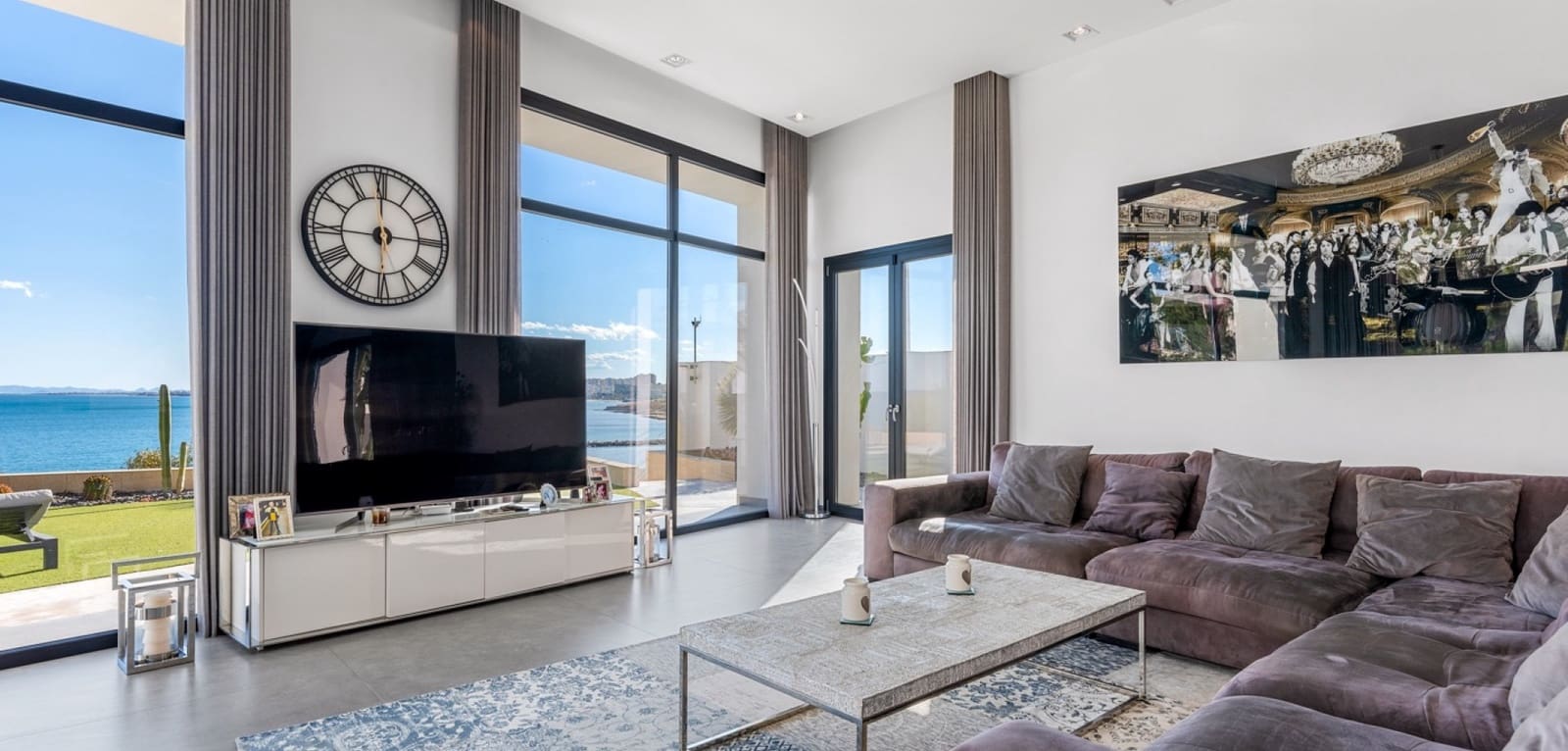 6 slaapkamer Villa te koop in Cabo Roig met zwembad - € 4.750.000 (Ref: 9016015)