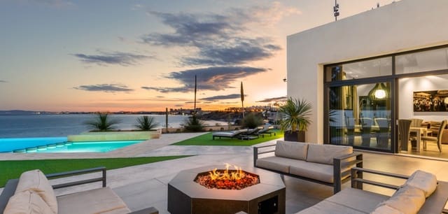 6 soveværelse Villa til salg i Cabo Roig, Orihuela med swimmingpool - € 4.750.000 (Ref: 9016015)