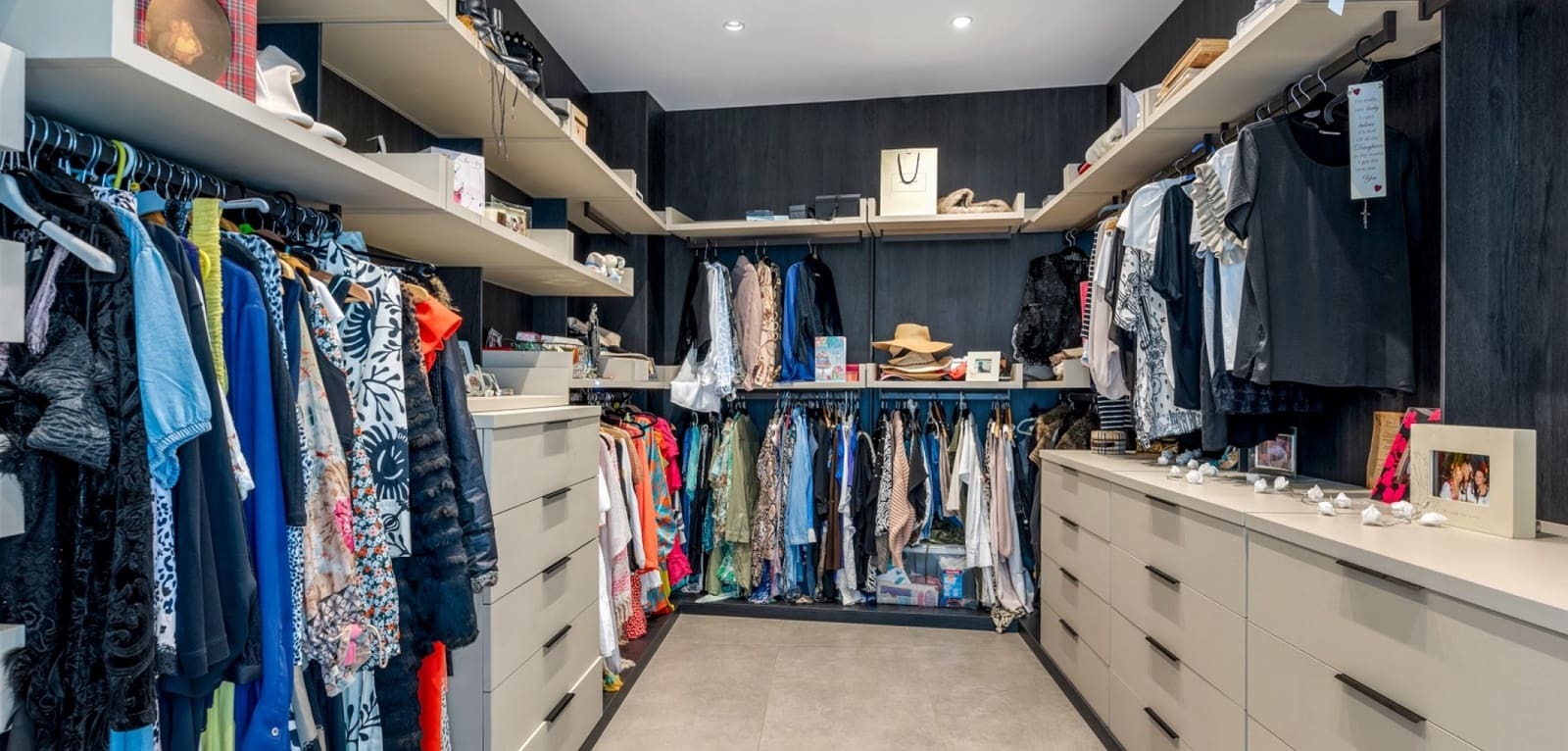 6 slaapkamer Villa te koop in Cabo Roig met zwembad - € 4.750.000 (Ref: 9016015)