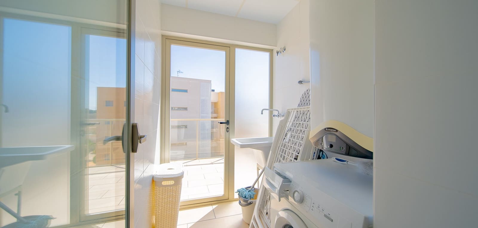 3 bedroom Apartment for sale in Villamartin with pool - € 360,000 (Ref: 9016029)