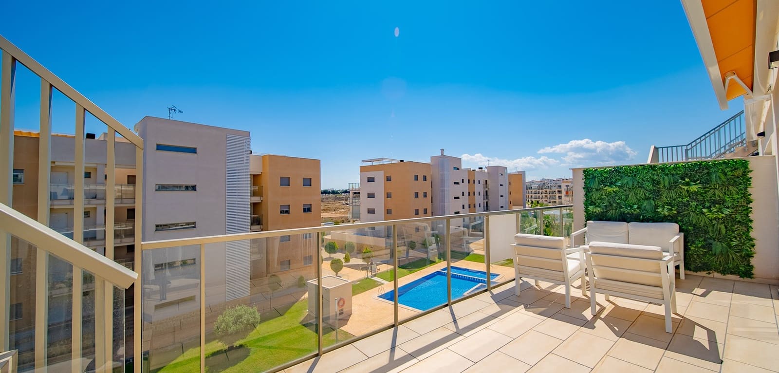 3 bedroom Apartment for sale in Villamartin with pool - € 360,000 (Ref: 9016029)