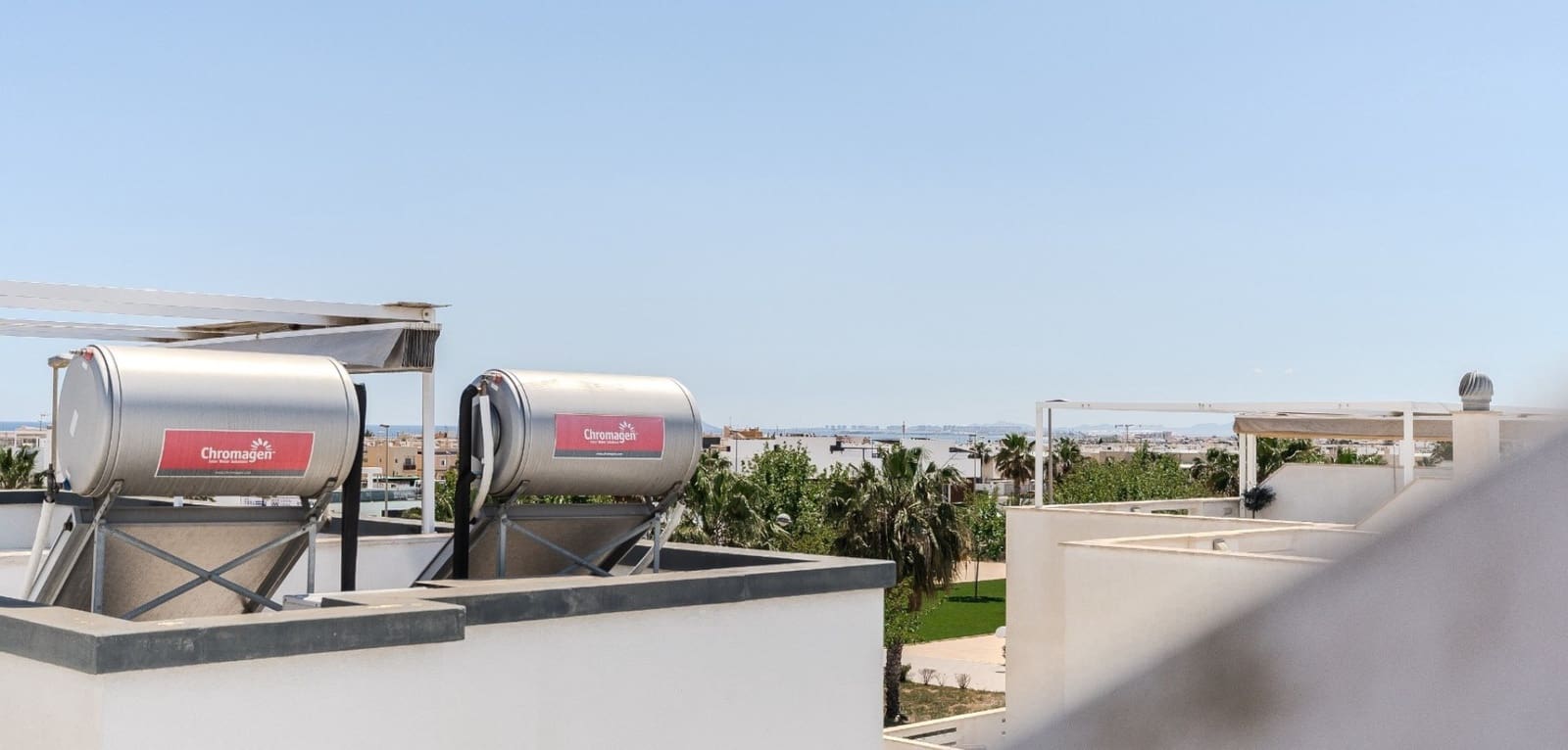 2 bedroom Apartment for sale in Torre de la Horadada with pool - € 229,000 (Ref: 9016040)