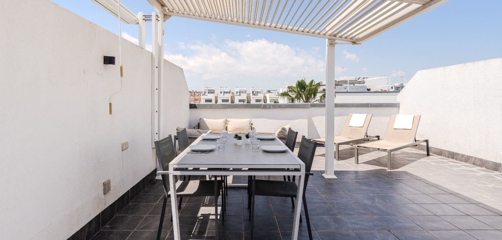 2 bedroom Apartment for sale in Torre de la Horadada with pool - € 229,000 (Ref: 9016040)