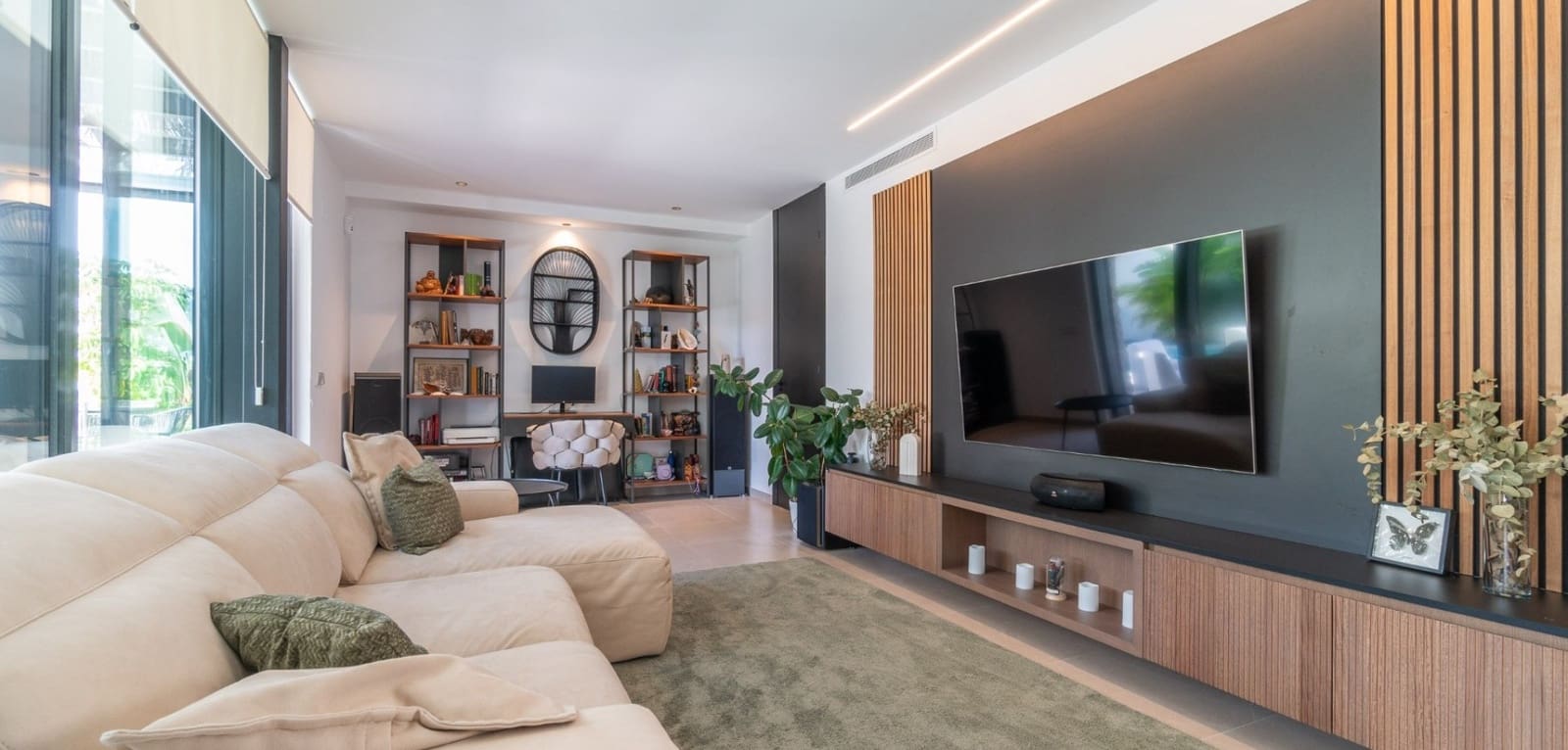 2 chambre Villa/Maison à vendre à Torrevieja avec piscine - 649 000 € (Ref: 9016041)