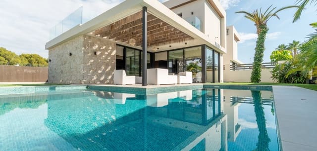 2 chambre Villa/Maison à vendre à Los Balcones - Los Altos, Torrevieja avec piscine - 649 000 € (Ref: 9016041)