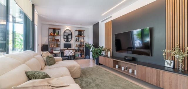 2 chambre Villa/Maison à vendre à Los Balcones - Los Altos, Torrevieja avec piscine - 649 000 € (Ref: 9016041)