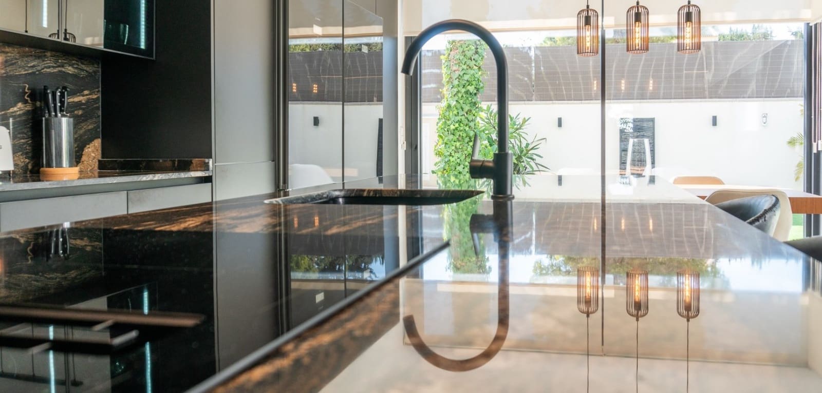 2 chambre Villa/Maison à vendre à Torrevieja avec piscine - 649 000 € (Ref: 9016041)