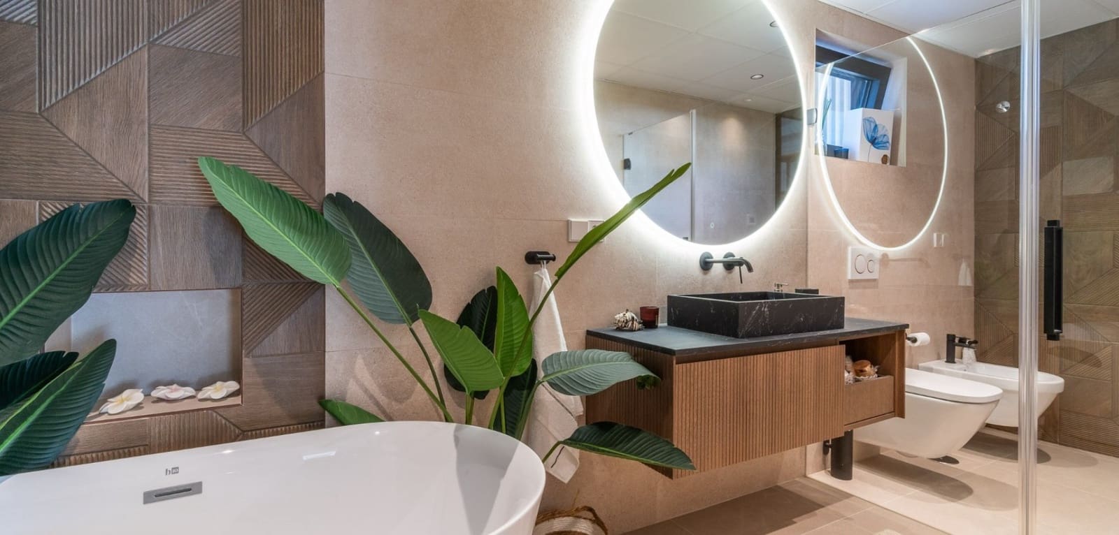 2 chambre Villa/Maison à vendre à Torrevieja avec piscine - 649 000 € (Ref: 9016041)