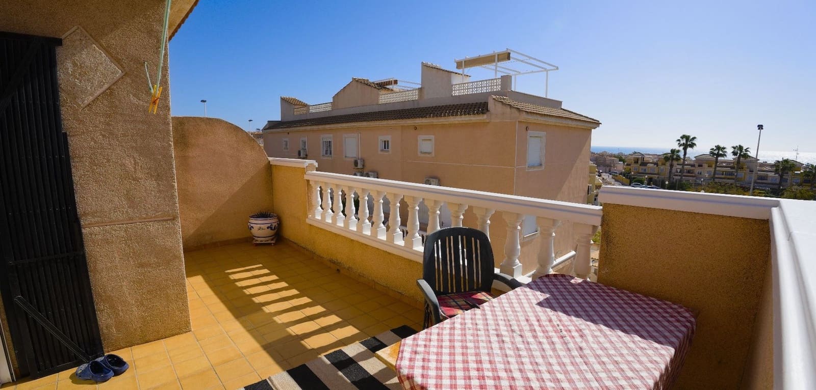 3 bedroom Townhouse for sale in Torrevieja with pool - € 208,000 (Ref: 9016049)