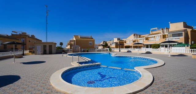 3 soveværelse Byhus til salg i Aguas Nuevas, Torrevieja med swimmingpool - € 208.000 (Ref: 9016050)
