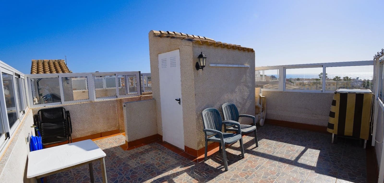 3 sypialnia Dom na sprzedaż w Torrevieja z basenem - 208 000 € (Ref: 9016050)