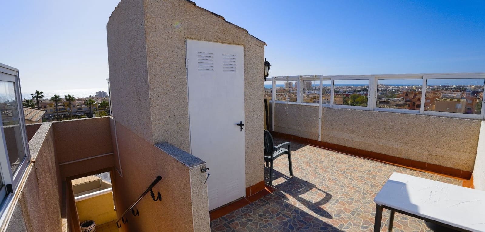 3 sypialnia Dom na sprzedaż w Torrevieja z basenem - 208 000 € (Ref: 9016050)