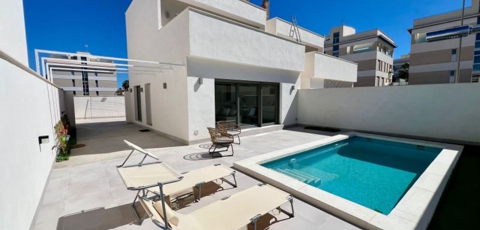 3 quarto Moradia para venda em Orihuela Costa com piscina - 439 900 € (Ref: 9016058)