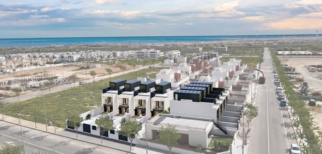 3 bedroom Townhouse for sale in Pilar de la Horadada ciudad, Pilar de la Horadada with pool - € 385,000 (Ref: 9016096)